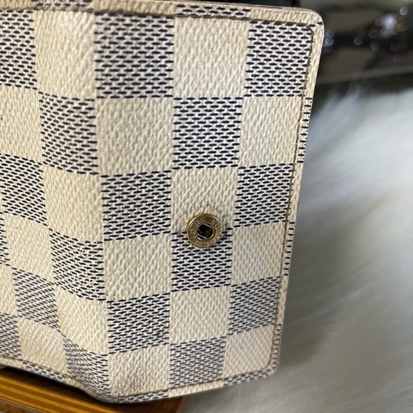 AUTHENTIC LOUIS VUITTON DAMIER AZUR MULTICLES 6 RING KEY CASE - Picture 7 of 13